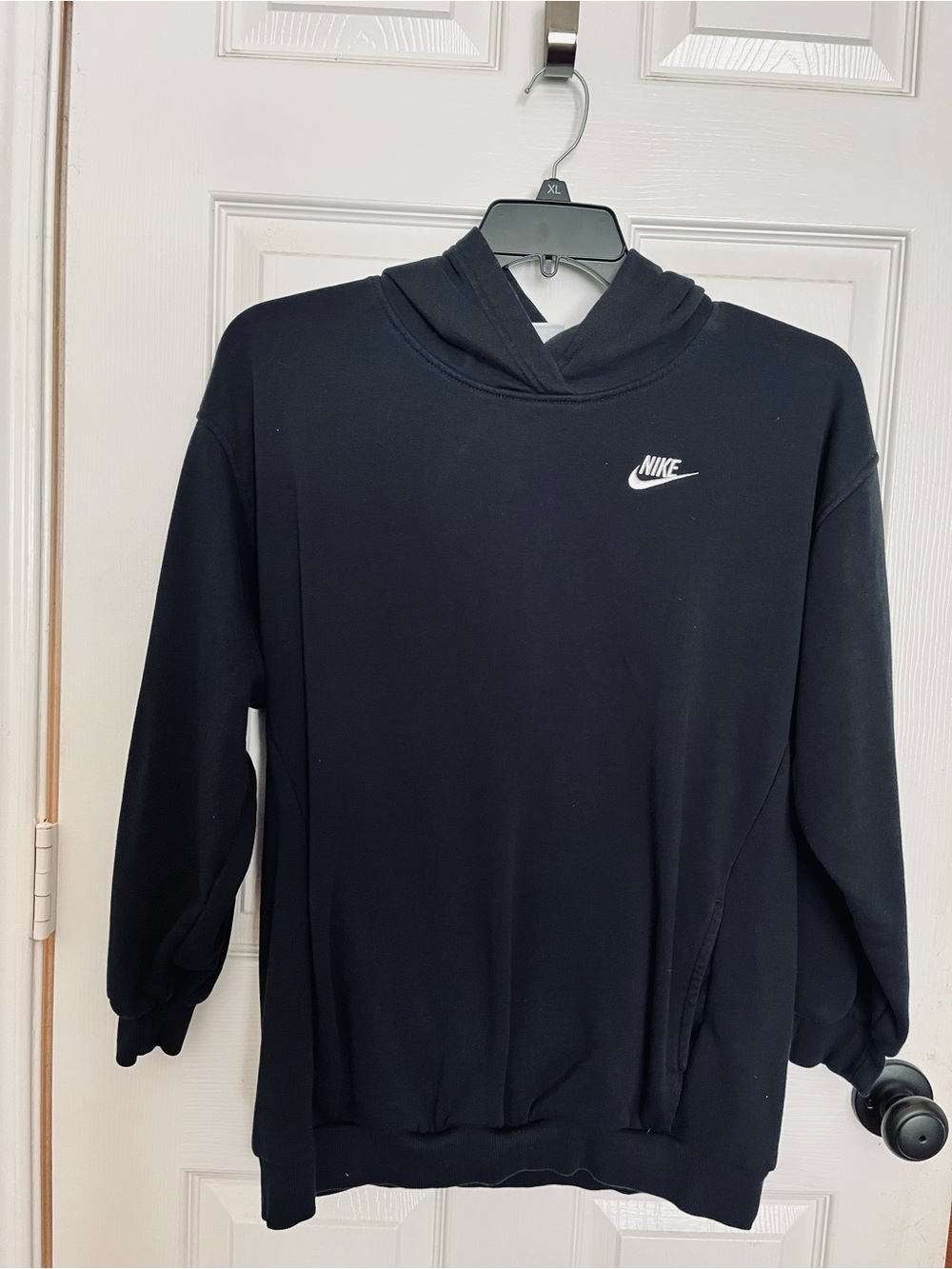 Nike Black Hoodie in Boys, size XL